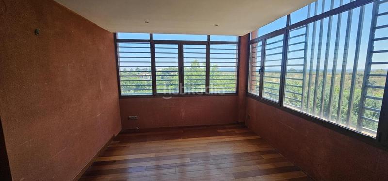 Foto 55f03028-a88a-45df-b389-c9c1e67445f6. Chalet avec chauffage parking piscine dans Pino Alto-Navarredonda Valdemorillo