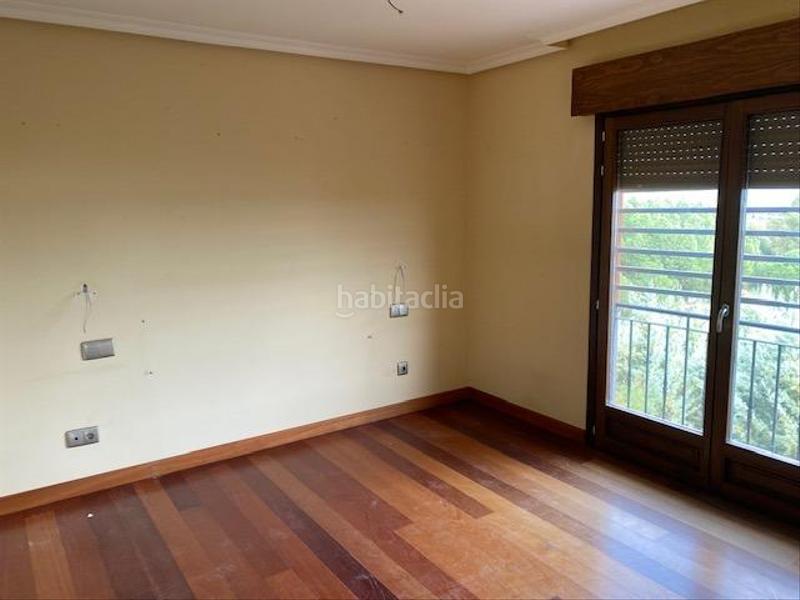 Foto 6f15377c-a86f-4329-8c6d-51ae3d9abe57. Chalet avec chauffage parking piscine dans Pino Alto-Navarredonda Valdemorillo