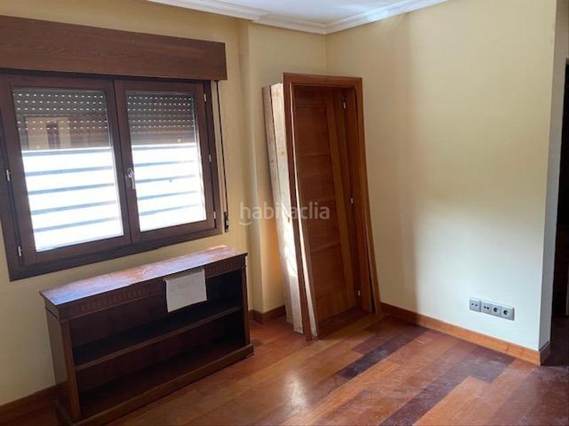 Foto cee552db-5a4b-49d5-a876-b2fd142a9e82. Chalet avec chauffage parking piscine dans Pino Alto-Navarredonda Valdemorillo