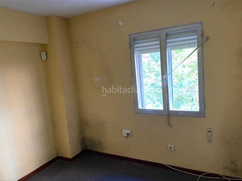 Foto 724c054f-aa60-4f74-bb4f-04067ed11df3. Piso  en venta en san blascanillejas héllin, en Madrid
