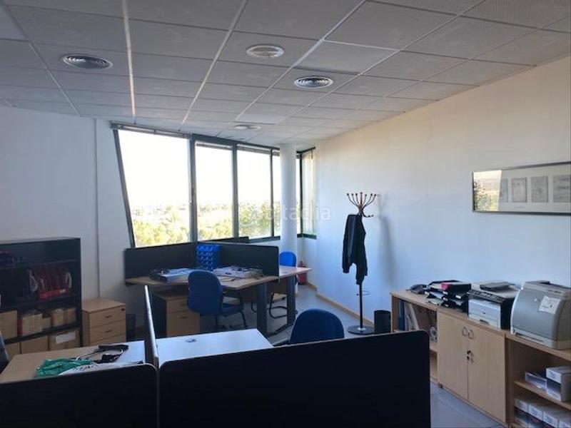 Foto 32e4f575-2456-43a9-896b-e2a8e4590f53. Rent office space with heating parking in El Caño-Maracaibo Rozas de Madrid (Las)