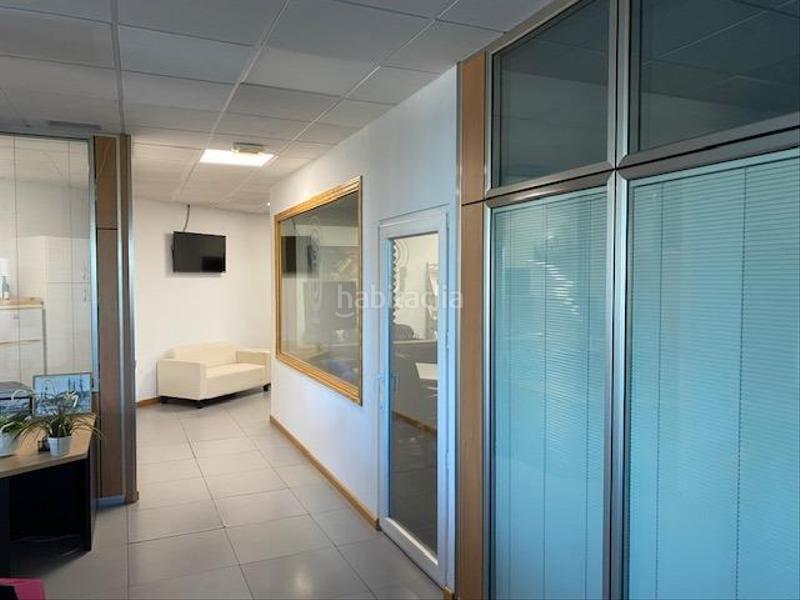 Foto 710e5075-009c-43c2-a10c-3daae8626015. Rent office space with heating parking in El Caño-Maracaibo Rozas de Madrid (Las)