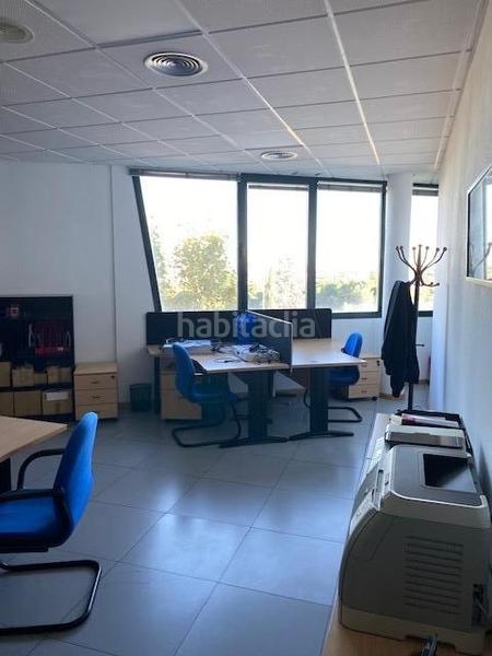 Foto eda70533-0cd6-45c8-9b6d-aca8c9daee1a. Rent office space with heating parking in El Caño-Maracaibo Rozas de Madrid (Las)