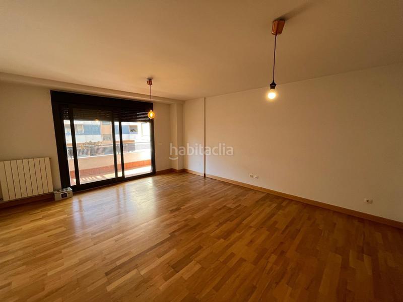 Foto 00bc921e-71e8-4356-a6c2-3c5618e7c937. Appartamento in calle jose antonio andres rguez 5 in Yebes