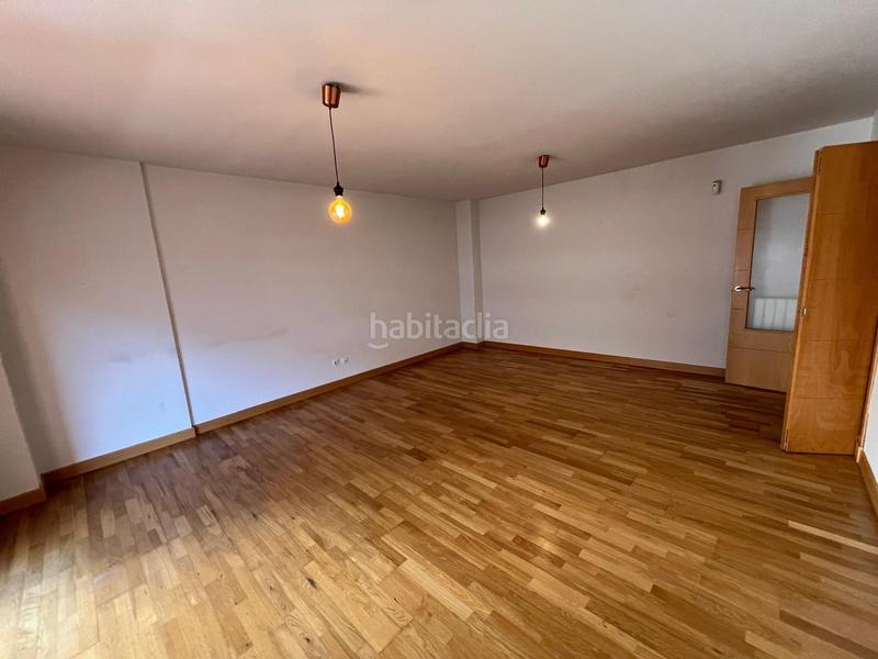 Foto 2f7f1573-8c23-4d00-bc91-bd241736285f. Appartamento in calle jose antonio andres rguez 5 in Yebes