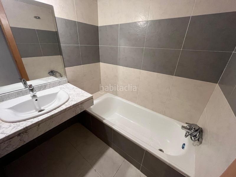 Foto 48a8f771-d1b4-4d9c-80b2-b0adcef11f83. Appartamento in calle jose antonio andres rguez 5 in Yebes