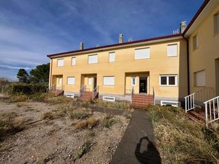 Chalet  Calle fuente 77. Chalet adosado a la venta