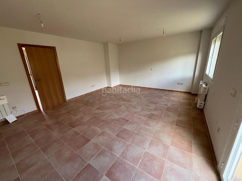 Foto b793ced2-95a3-48cd-9351-28399c286fbf. Chalet dans calle fuente 77 dans Albalate de Zorita