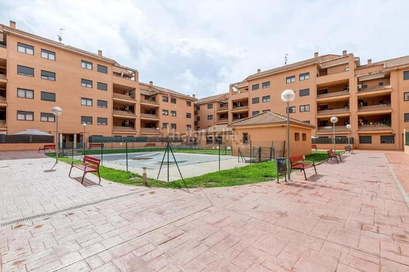 Foto cab39dc8-c30e-4400-b71a-fcf3940ede9c. Flat in avenida maría moliner 5 in Yebes - valdeluz Yebes