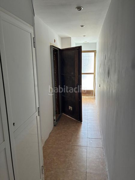 Foto 0ddadef2-f0a7-4630-8635-ced28ca5209f. Planta baixa a Lucero Madrid