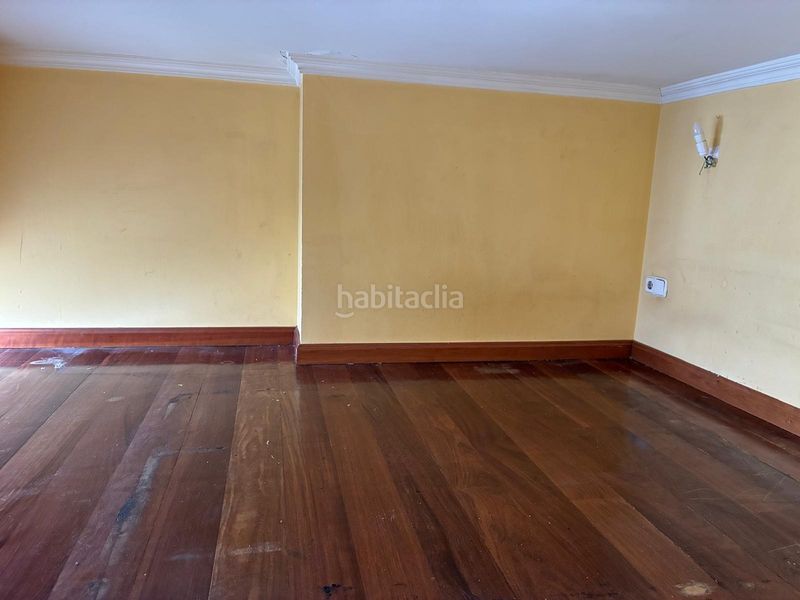 Foto 4255edf9-828e-449b-a4cd-a8b01ee111fb. Planta baixa a Lucero Madrid