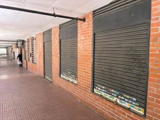 Local Comercial  Calle de felipe de diego. Venta local comercial en madrid, zona entrevias