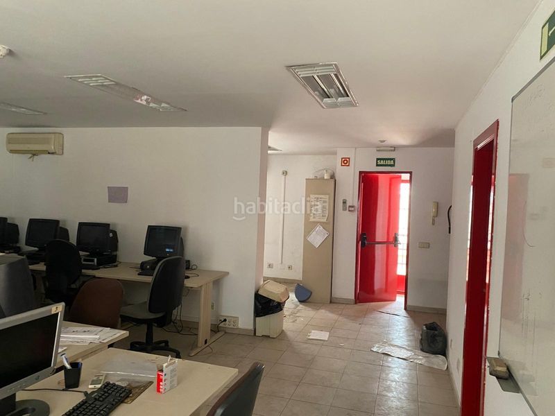 Foto c8aaeaf4-b099-4426-b79f-80854dfad27f. Edifici a Pradolongo Madrid