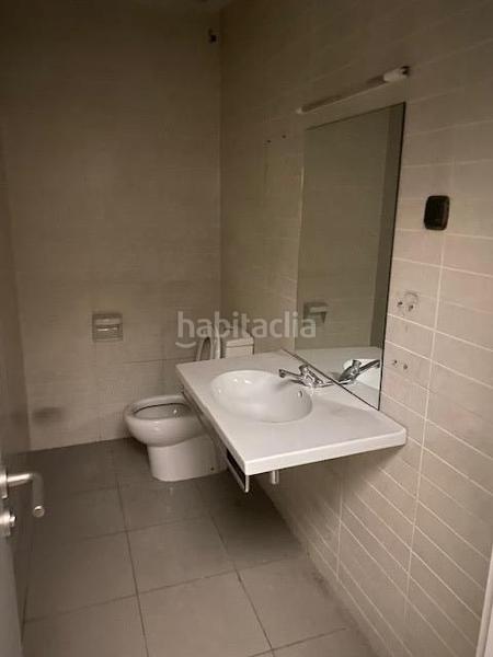Foto 2c82de80-fe53-411c-87fc-56ada001250f. Local comercial  en venta en carabanchel en Madrid