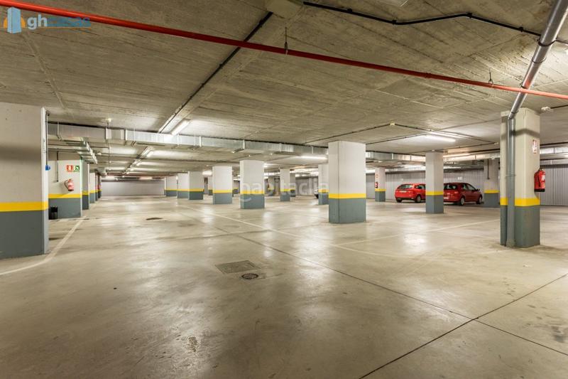 Foto 5e41c9d6-00a0-485d-9bd5-8dd71d770c98. Alquiler local comercial local en alquiler . torre de cristal. en Guadalajara