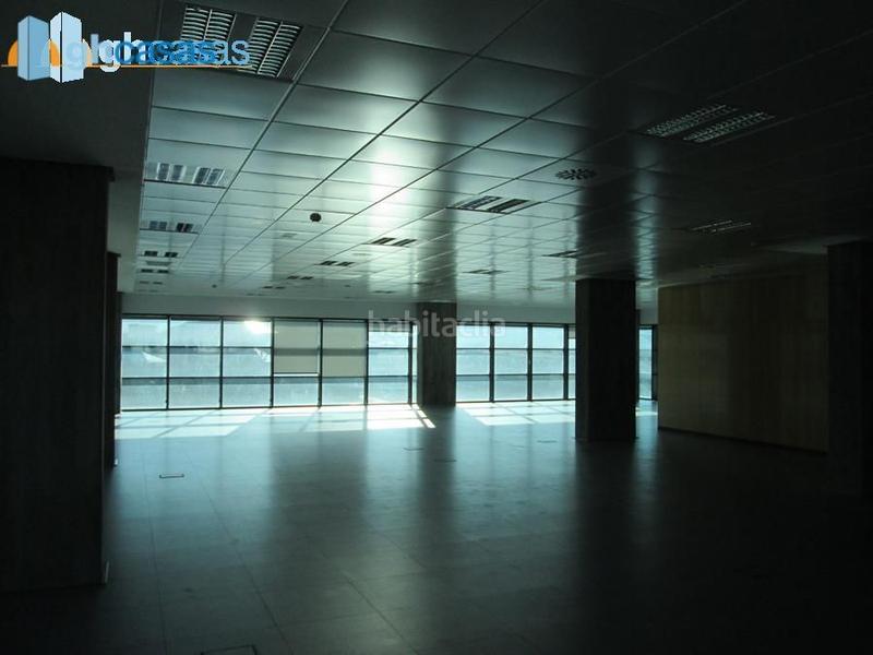 Foto a6abd18c-9b68-45ba-87d5-0d6033fbd603. Alquiler local comercial local en alquiler . torre de cristal. en Guadalajara