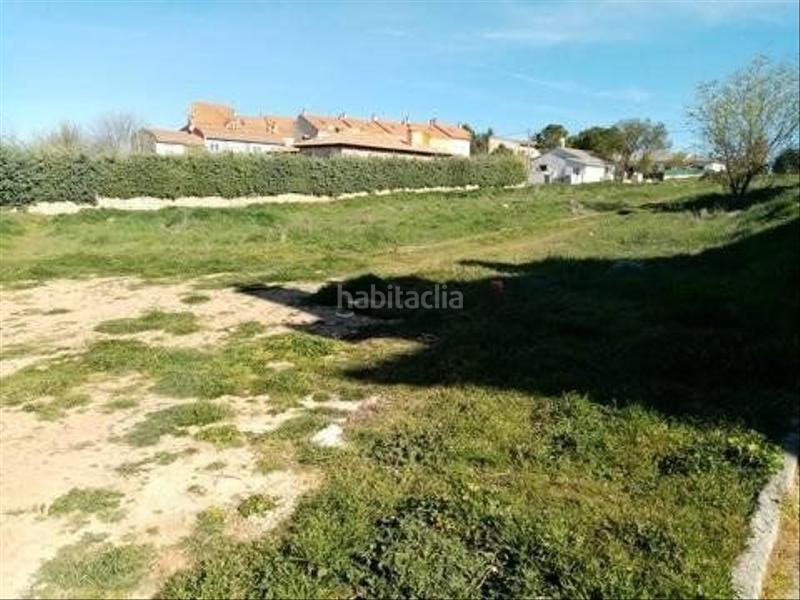 Foto e98bc78e-824e-4a5d-8495-372c20d0a082. Terreno residenziale in Pioz