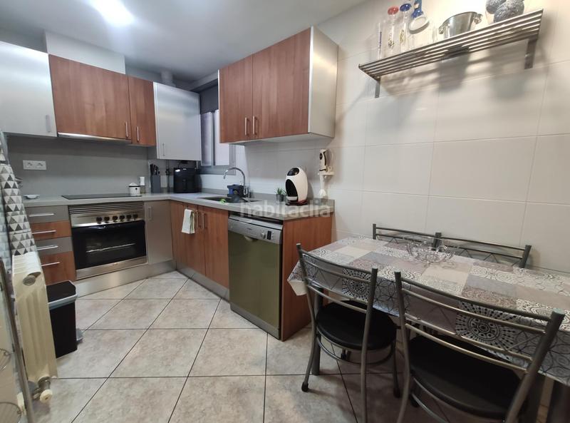 Foto 387914c7-9296-4fd1-8001-ddcc1dcd2d45. Appartamento con riscaldamento parcheggio piscina in Canovelles