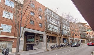 Pis a Vallvidrera - Tibidabo - Les Planes