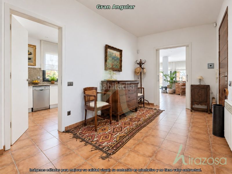 Foto 429dbc56-e903-46c7-ac92-e5ba16267ae4. Casa amb calefacció aparcament piscina a Aiguafreda