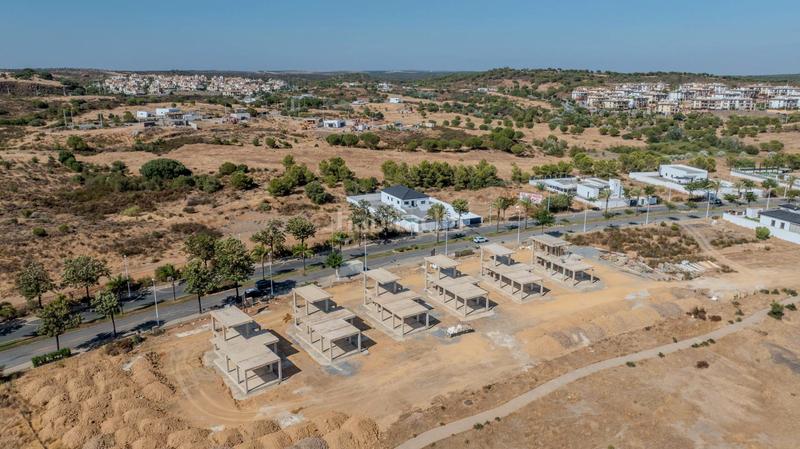 Foto 30efe27b-42c6-4f6b-8aa2-5c2af9da39ba. Promoció VILLAS-SOL a Ayamonte. Habitatges d´obra nova