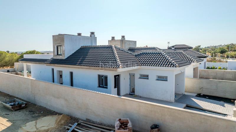 Foto c11a7a35-3534-4f91-87ae-08bdd0107659. Promoció CHALET EN COSTA ESURI a Ayamonte. Habitatges d´obra nova