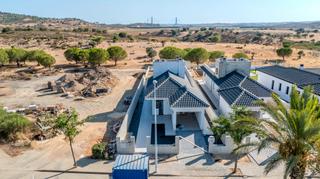 CHALET EN COSTA ESURI