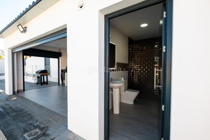 Foto 06b2e7aa-0fc5-46fd-aa1e-f8020d903ed3. Chalet con riscaldamento parcheggio piscina in Costa Esuri Ayamonte