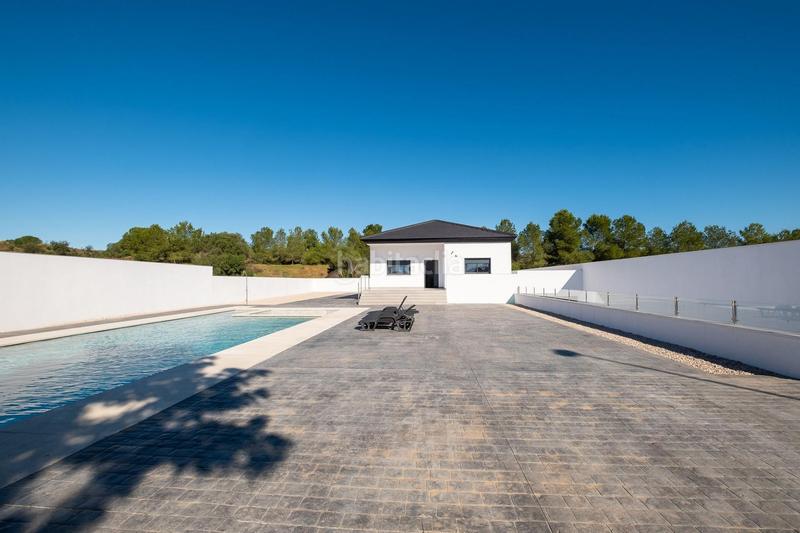 Foto 6cbeafe0-75fb-4a03-8abb-21be115b8f64. Chalet con riscaldamento parcheggio piscina in Costa Esuri Ayamonte