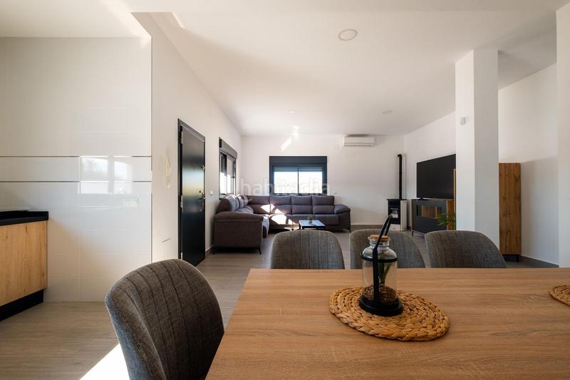 Foto b7f85af6-3e8b-46c3-8c96-46cbd1907b64. Chalet con riscaldamento parcheggio piscina in Costa Esuri Ayamonte