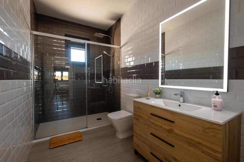 Foto e6250546-1fb5-4ca8-a5ac-89052e6c0b85. Chalet con riscaldamento parcheggio piscina in Costa Esuri Ayamonte