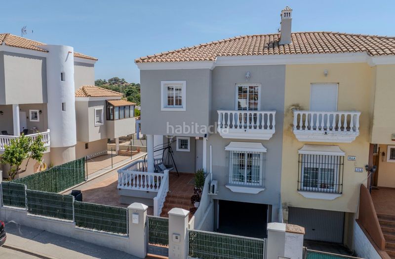 Foto a5179ec4-a8dc-4c2a-aadf-dadad9cb9eed. Casa aparellada amb aparcament a Ayamonte ciudad Ayamonte