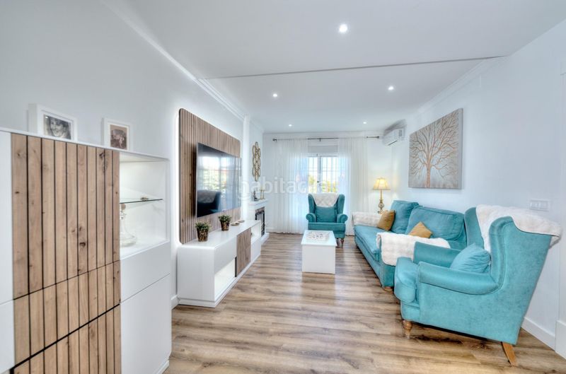 Foto b696b322-1604-413d-b05b-8ef766f5bd03. Casa aparellada amb aparcament a Ayamonte ciudad Ayamonte