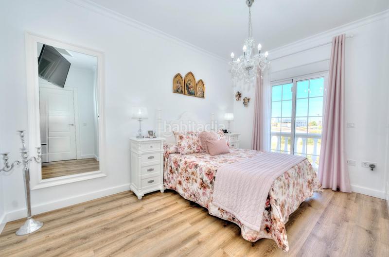 Foto d6e0d7b2-99c1-40d2-a84c-92013688f4cc. Casa aparellada amb aparcament a Ayamonte ciudad Ayamonte
