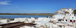Casa a Ayamonte ciudad. Casa con vista al río guadiana en el barrio de la villa, ayamont