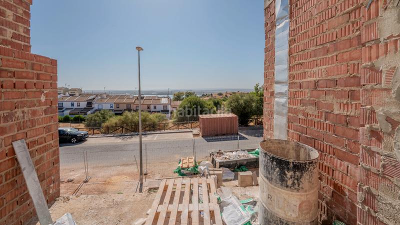 Foto a9fb011a-afeb-43f1-8a78-5ff2d12c8020. Casa adossada 205m<sup>2</sup> amb aparcament a Ayamonte ciudad Ayamonte