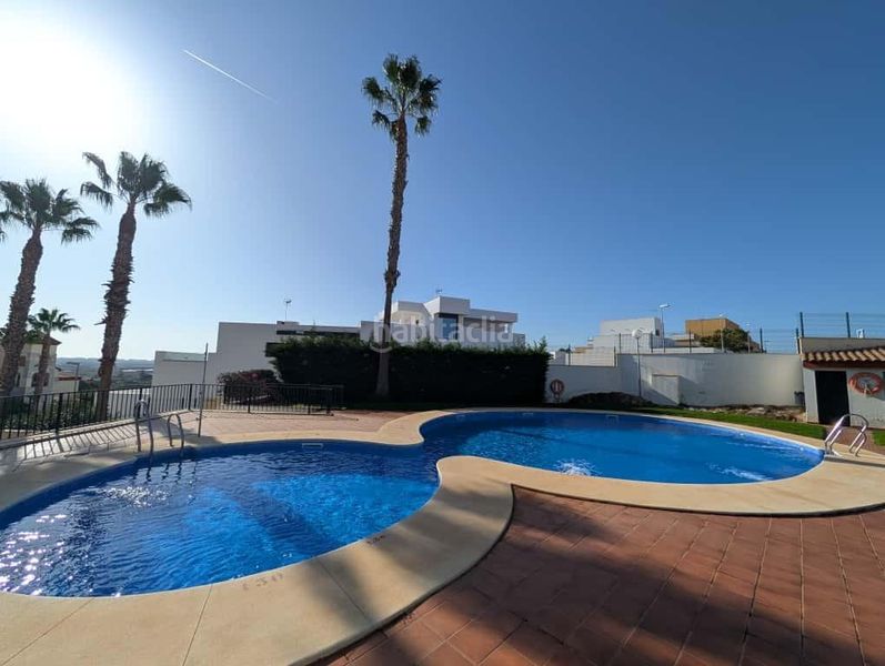 Foto e8600466-08a8-4c64-a4ef-f1d0d825e3c2. Pis amb piscina a Ayamonte ciudad Ayamonte