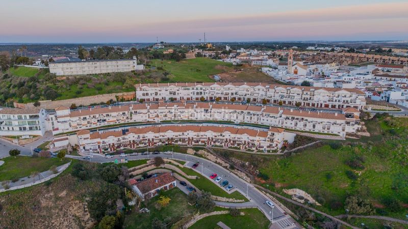 Foto be6943be-787a-4b74-b93b-2a83b0265d18. Casa adossada amb aparcament piscina a Ayamonte ciudad Ayamonte
