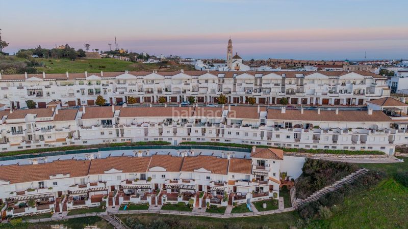 Foto caf58d1d-54de-4f5a-82d8-5627ee7c7a7e. Casa adossada amb aparcament piscina a Ayamonte ciudad Ayamonte