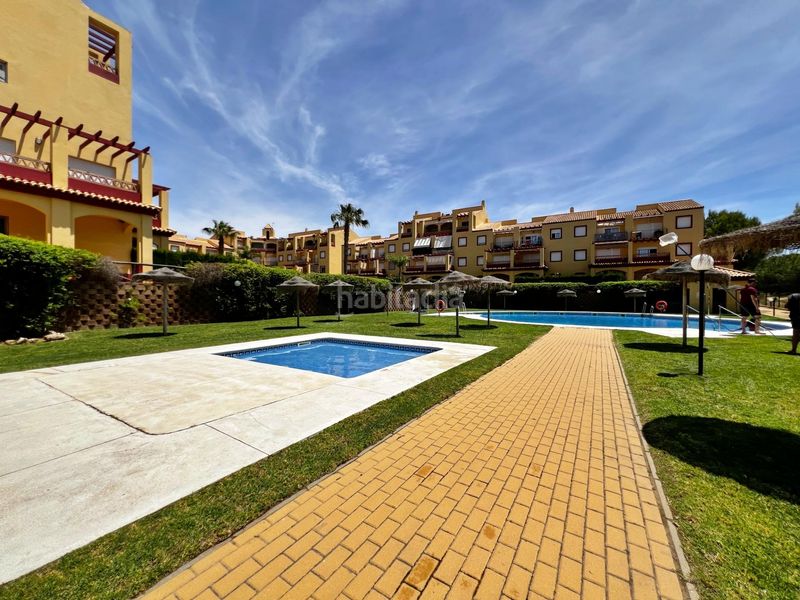 Foto 2d4c21ef-beb2-417e-b349-2413e64a8a5e. Apartament amb aparcament piscina a Costa Esuri Ayamonte