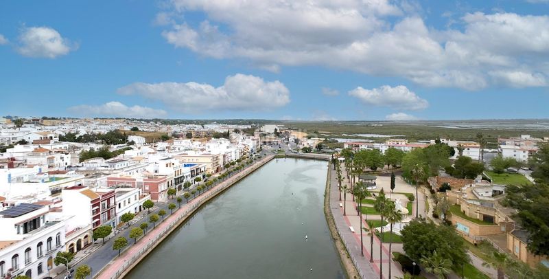 Foto 50cbd6f6-1307-4f96-96d9-b5f119540b36. Casa in Ayamonte ciudad Ayamonte