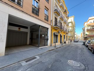 Autoparkplatz in Obispo diaz bernal 4
