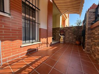 Reihenhaus in Núcleo Urbano