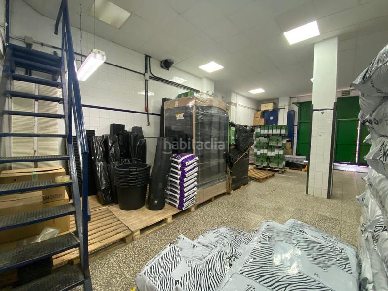 Foto e61f6a90-7511-4f39-bba2-a5ff30a19e58. Local comercial a La Hispanidad - Verdeluz Huelva