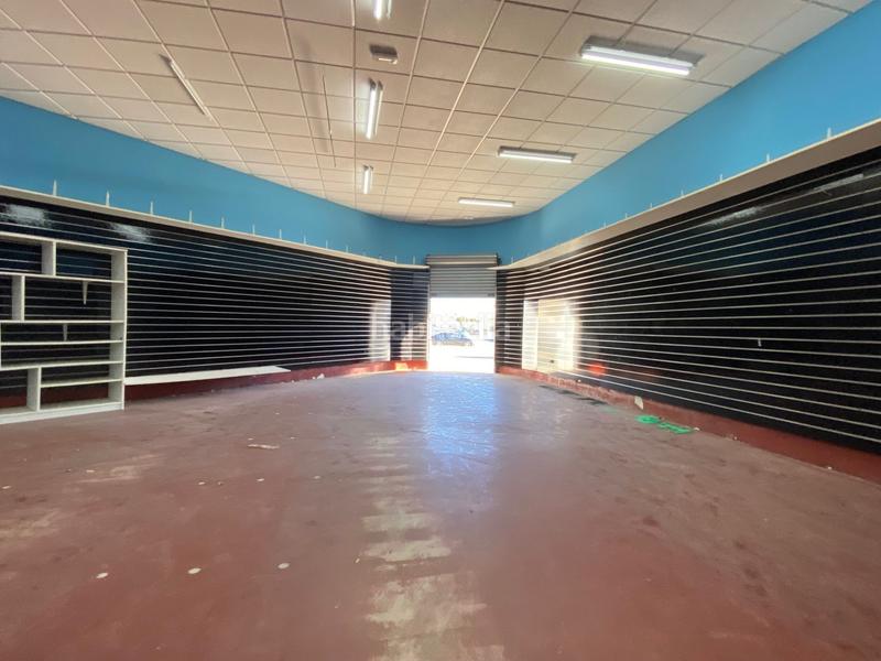 Foto e219d83b-db76-40e6-9912-73618a677a13. Rent business premise in Núcleo Urbano Aljaraque