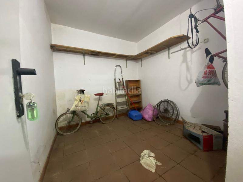 Foto c1c0d329-e0b4-40ec-b3b7-78667757ca77. Aparcament cotxe a Núcleo Urbano Aljaraque