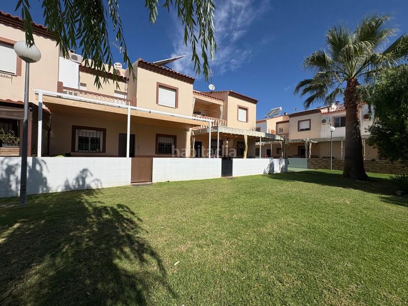 Foto f2591954-8967-46e7-b007-bfd5b55513c6. Casa adosada en Núcleo Urbano Aljaraque