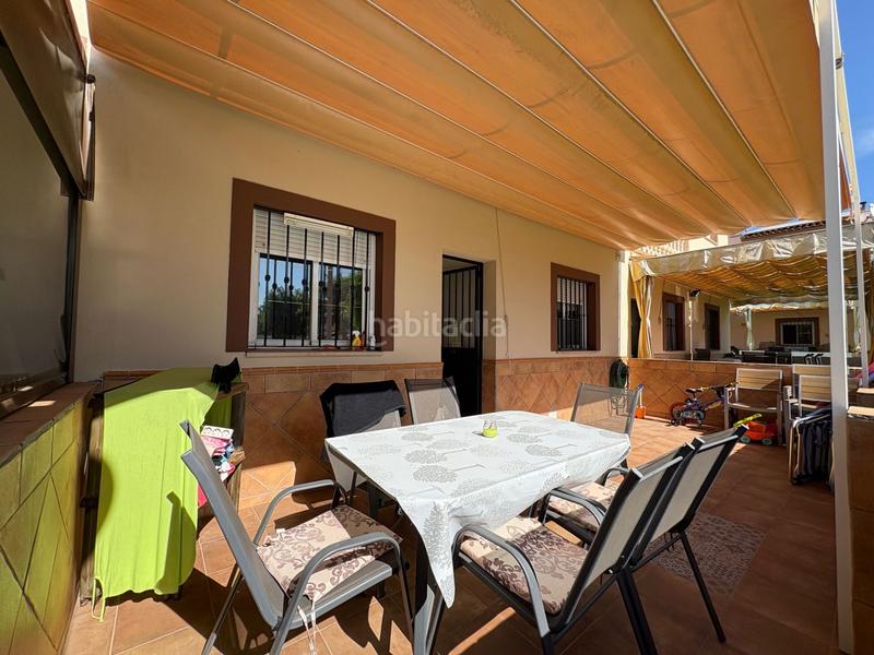 Foto c3b1b957-9312-43a2-8f4e-0d0b7f341a09. Semi detached house with heating pool in Núcleo Urbano Aljaraque