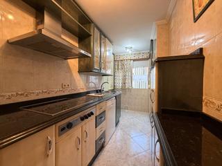 Etagenwohnung in Nuevo Parque - Los Rosales - Tráfico Pesado