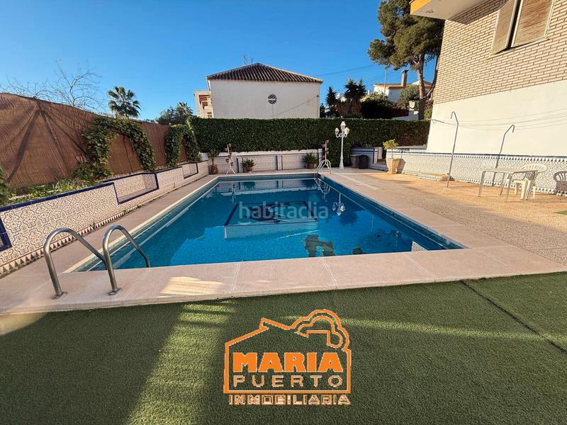 Foto 6c87af81-e67e-4748-9fcf-19efe37ca657. Xalet amb xemeneia aparcament piscina a Puertosol Málaga